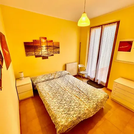 Trilo Rosanna Con Terrazzo Panoramico Ed Aria Condizionata Daire Marcelli